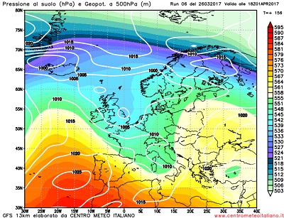 La situazione prevista nel lungo termine, sempre da GFS06z per il prossimo weekend, con l'arrivo sull'Italia di una perturbazione Atlantica.