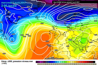 La situazione prevista da ECMWF00z per la metà della prossima settimana che conferma la presenza sull'Italia di correnti decisamente umide ed instabili.