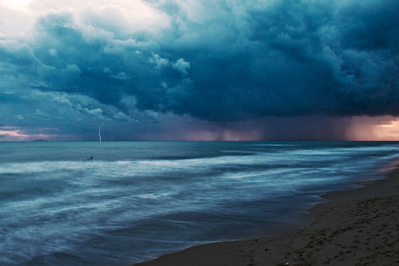 Condizioni meteo instabili in Italia con temporali su Adriatico e Sud, anticiclone nei prossimi giorni con sole e caldo - conchiglieinmaremma.com Condizioni meteo instabili in Italia con temporali su Adriatico e Sud, anticiclone nei prossimi giorni con sole e caldo - conchiglieinmaremma.com