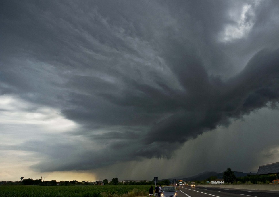 Condizioni meteo estive in Italia ma con temporali pomeridiani localmente anche intensi fino al weekend - newsroom24.it Condizioni meteo estive in Italia ma con temporali pomeridiani localmente anche intensi fino al weekend - newsroom24.it