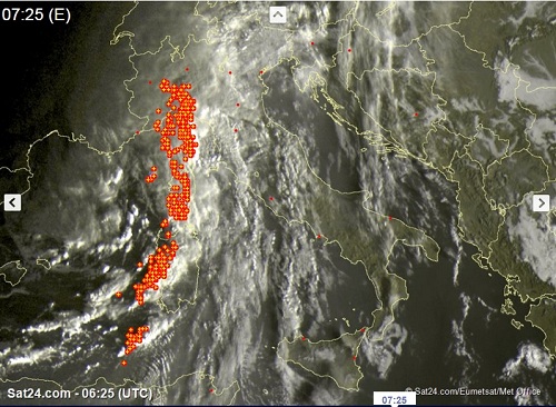 METEO LIVE temporali anche intensi al Nord-Ovest, maltempo in estensione al resto della Penisola - sat24.com