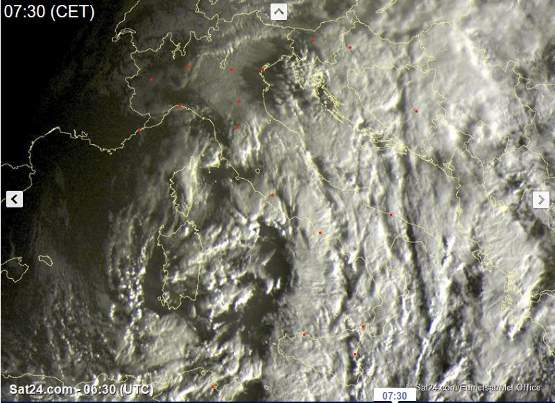 Maltempo sull'Italia: vortice in spostamento verso Sud - sat24.com Maltempo sull'Italia: vortice in spostamento verso Sud - sat24.com