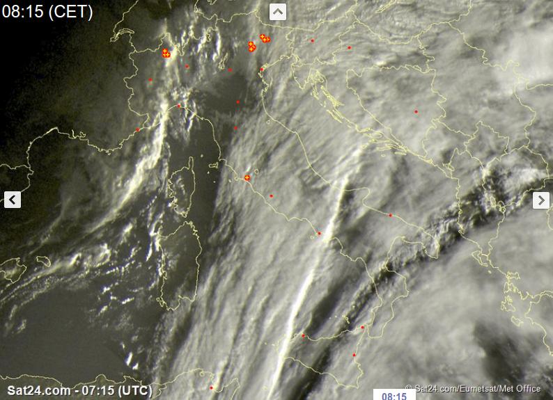 Tempo in atto sull'Italia: maltempo al Nord in spostamento verso Sud - sat24.com Tempo in atto sull'Italia: maltempo al Nord in spostamento verso Sud - sat24.com