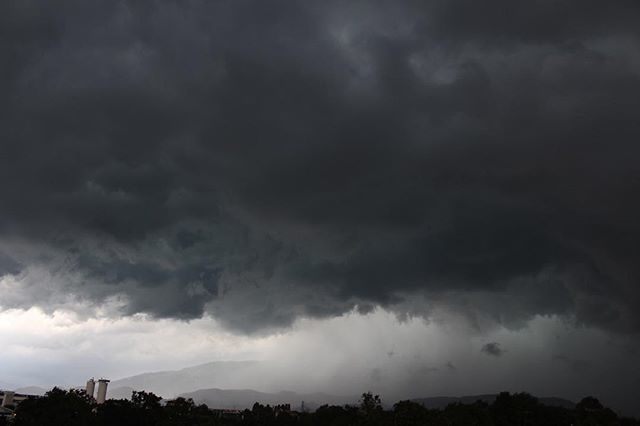 Tempo instabile con piogge e temporali sull'Italia - occhiodisalerno.it