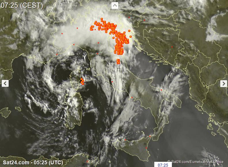 Tempo instabile o perturbato con piogge e temporali anche intensi - sat24.com