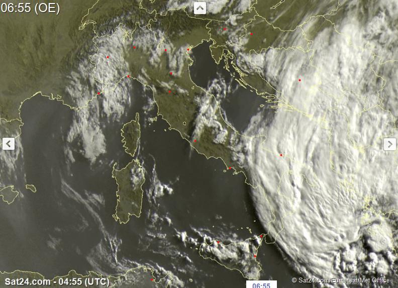 Tempo instabile con piogge e temporali al Sud, più sole altrove - sat24.com Tempo instabile con piogge e temporali al Sud, più sole altrove - sat24.com