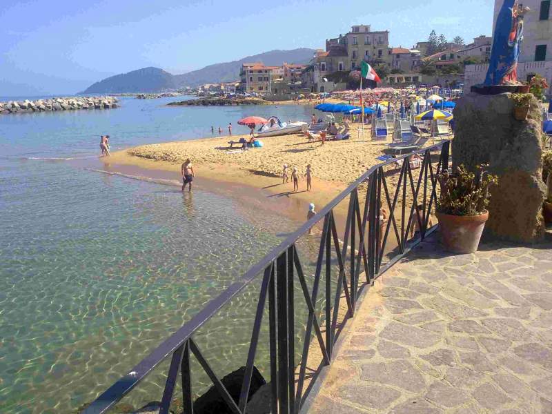 Condizioni meteo estive con l'inizio di luglio, ondata di caldo moderata - kijiji.it