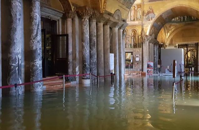 Venezia, allerta maltempo: allagata la basilica