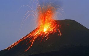 Eruzione Stromboli, preoccupano le condizioni del porto