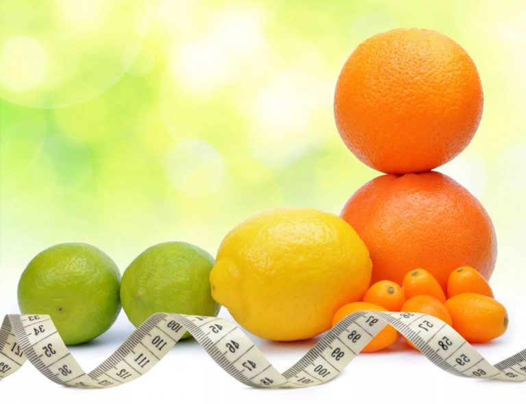 Dieta degli agrumi, limone e pompelmo: ecco come seguirla e cosa mangiare