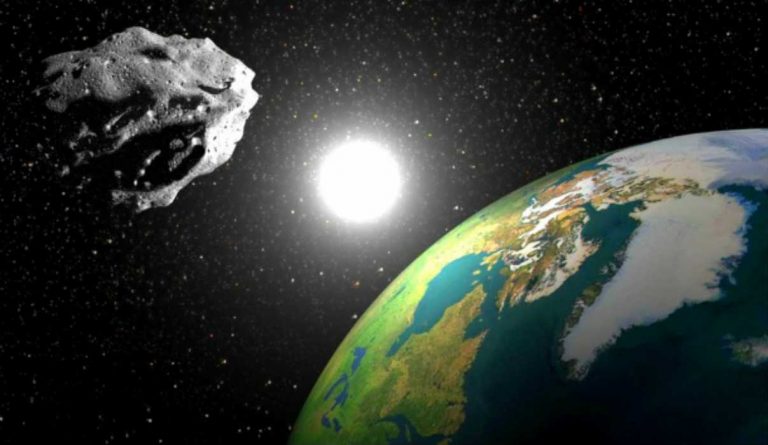 Scoperto uno strano asteroide vicino al Sole: minaccia per la Terra? Ecco la verità