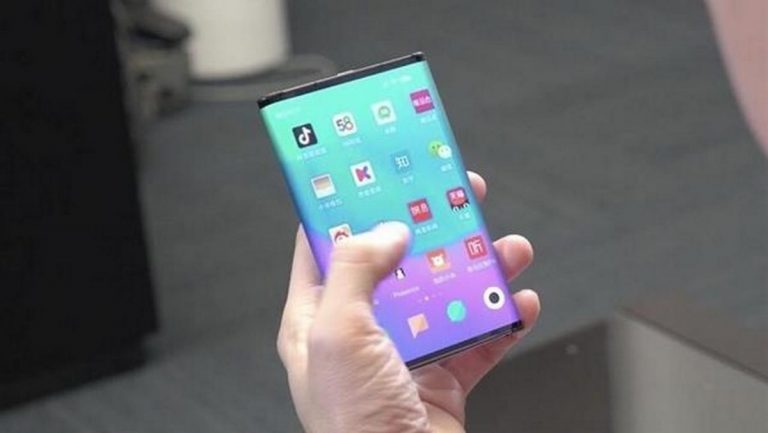 Xiaomi Mi Flex, arriva il primo smartphone pieghevole: ora è ufficiale