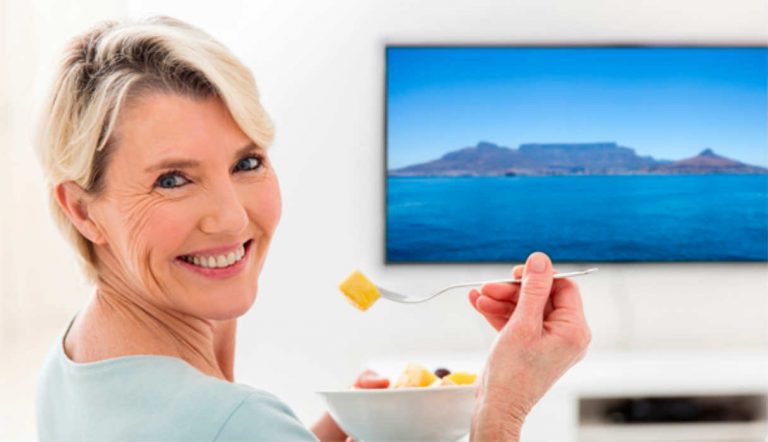 Dieta, relazione tra cibo e Alzheimer: gli alimenti che frenano la malattia