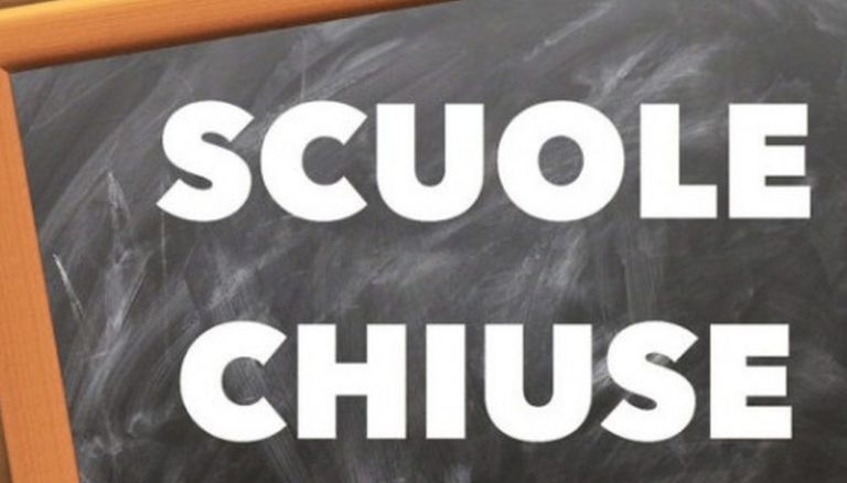 Maltempo: scuole chiuse anche domani in alcune regioni. La lista dei comuni dove gli Istituti non apriranno Maltempo: scuole chiuse anche domani in alcune regioni. La lista dei comuni dove gli Istituti non apriranno