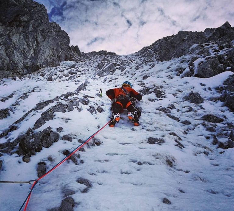 Nanga Parbat, nessun esito nelle ricerche di Nardi e Ballard: si continuerà anche domani Nanga Parbat, nessun esito nelle ricerche di Nardi e Ballard: si continuerà anche domani