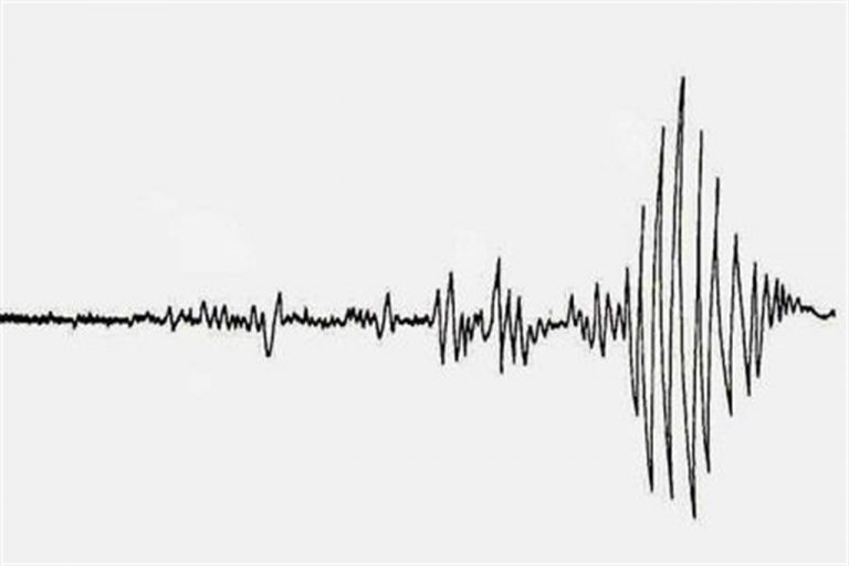 Terremoto, la terra in Italia trema per decine di chilometri: scosse avvertite distintamente Terremoto, la terra in Italia trema per decine di chilometri: scosse avvertite distintamente