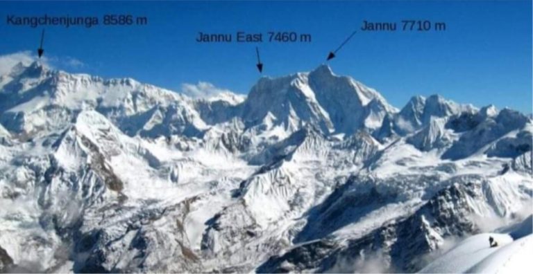 JANNU EAST – I due Russi in discesa. Sadpara verso il Makalu; Colibasanu e Hamor al Dhaulagiri JANNU EAST – I due Russi in discesa. Sadpara verso il Makalu; Colibasanu e Hamor al Dhaulagiri