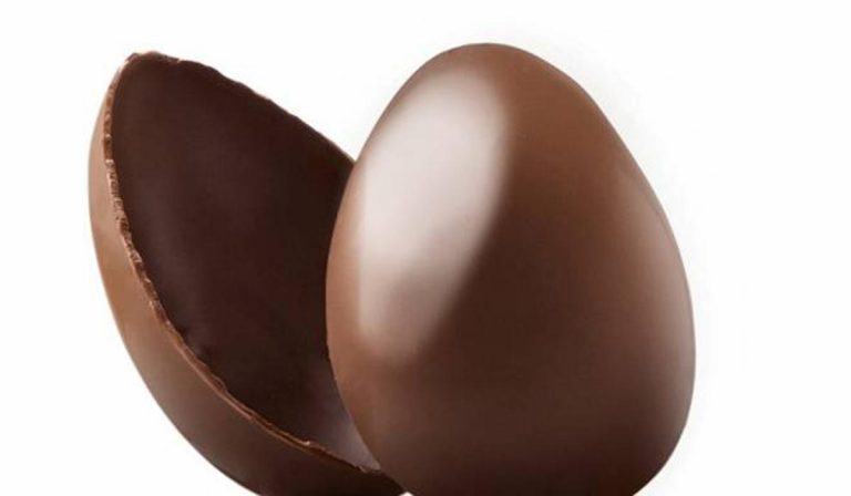 Il cioccolato delle uova pasquali è davvero più buono di quello che compriamo ogni giorno? Ecco la risposta della scienza Il cioccolato delle uova pasquali è davvero più buono di quello che compriamo ogni giorno? Ecco la risposta della scienza