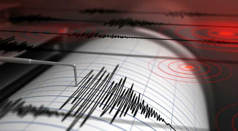 Doppio terremoto superficiale avvertito nettamente al sud Italia. Dati ufficiali INGV