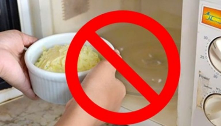 Attenzione, mai riscaldare questi alimenti al microonde, potrebbero diventare tossici!