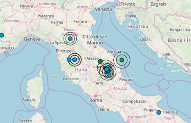 Doppio terremoto avvertito al Centro Italia: scosse avvertite in oltre 3 regioni. Città colpite