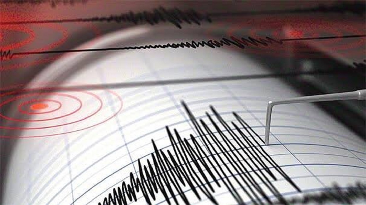 Forte scossa avvertita all'alba da decine di migliaia di persone. L'epicentro del sisma localizzato nell'Oceano Pacifico