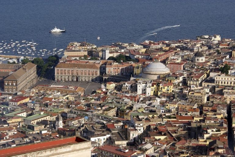 METEO NAPOLI: ecco in arrivo il sole e il clima caldo, tutti i dettagli per la settimana in corso