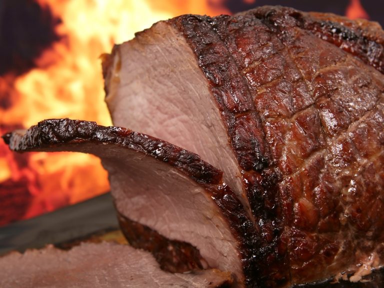 Carne bianca o rossa? Per la salute del cuore non fa differenza: i risultati dello studio