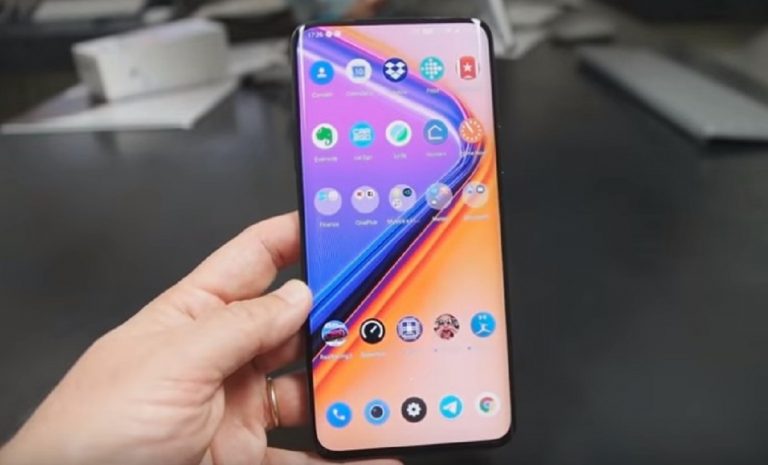 OnePlus 7 Pro, ecco il nuovo aggiornamento: migliorano fotocamera e touchscreen