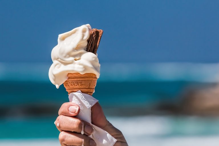 Dieta del gelato, il menù per scalare 3 kg in una settimana