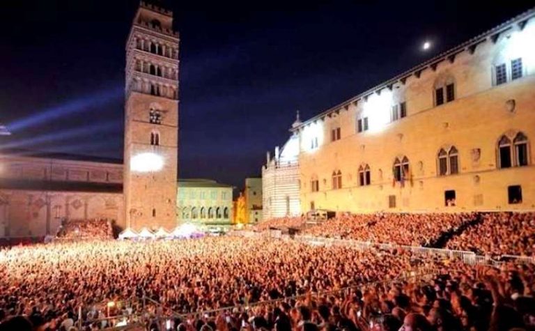 Meteo Pistoia, Noel Gallagher scaletta concerto oggi 8 luglio 2019 | Orario e info biglietti Piazza Duomo | Blues Festival Meteo Pistoia, Noel Gallagher scaletta concerto oggi 8 luglio 2019 | Orario e info biglietti Piazza Duomo | Blues Festival