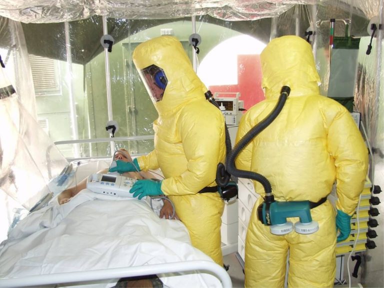 Virus Ebola, Oms: “L’epidemia è emergenza mondiale”. Secondo l’ Unicef in Congo contagiati 750 bambini