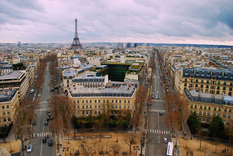 FORTE CALDO IN FRANCIA: L’estate fa la voce grossa, superati i +42°C. I dettagli FORTE CALDO IN FRANCIA: L’estate fa la voce grossa, superati i +42°C. I dettagli