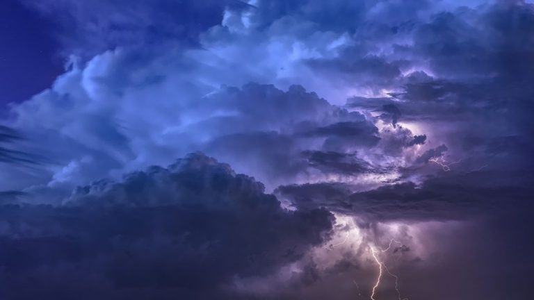 TEMPORALI IN ARRIVO SUI RILIEVI ITALIANI: ecco le zone maggiormente interessate TEMPORALI IN ARRIVO SUI RILIEVI ITALIANI: ecco le zone maggiormente interessate