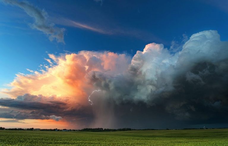 METEO ITALIA, MALTEMPO in arrivo, la Protezione Civile dirama ALLERTA METEO. Vediamo dove e di che colore METEO ITALIA, MALTEMPO in arrivo, la Protezione Civile dirama ALLERTA METEO. Vediamo dove e di che colore
