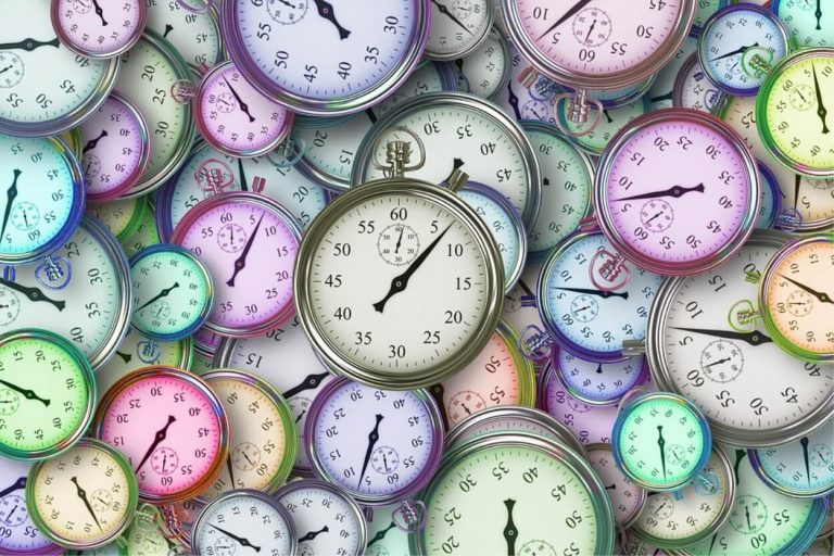 Addio ai secondi intercalari: il tempo terrestre entra nell’era della “separazione controllata”