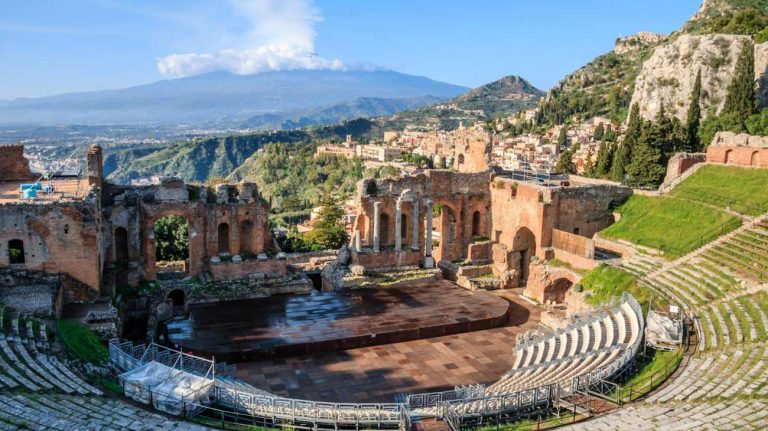 Meteo Taormina: concerto Irama, scaletta oggi 2 agosto 2019 – Orario e info biglietti Teatro Antico
