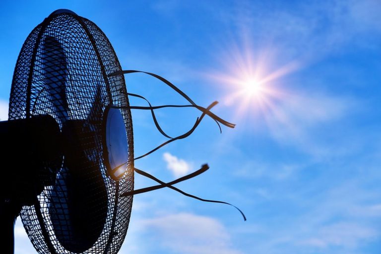 La violentissima fiammata africana sta per colpire l’Italia: previste punte fin verso i 43 gradi. Ecco dove e quando, lista città colpite La violentissima fiammata africana sta per colpire l’Italia: previste punte fin verso i 43 gradi. Ecco dove e quando, lista città colpite