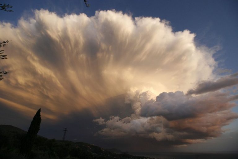 METEO TERZA DECADE – Si va verso un lento, ma inesorabile declino dell’estate, tutti i dettagli METEO TERZA DECADE – Si va verso un lento, ma inesorabile declino dell’estate, tutti i dettagli
