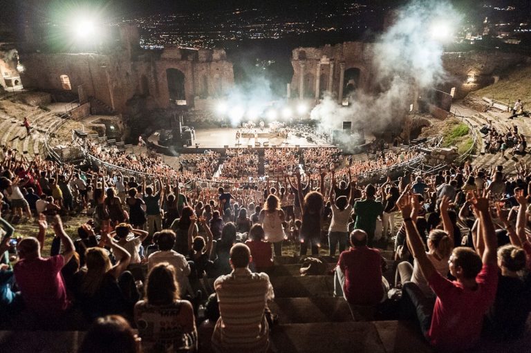 Meteo Taormina, Fiorella Mannoia scaletta concerto oggi 17 agosto 2019 | Teatro Antico | Orario e info biglietti Meteo Taormina, Fiorella Mannoia scaletta concerto oggi 17 agosto 2019 | Teatro Antico | Orario e info biglietti