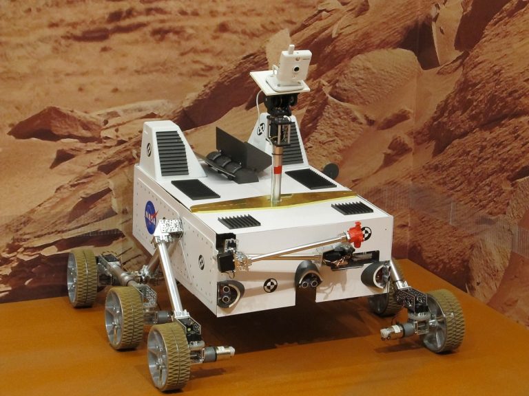 In arrivo rover intelligenti che sceglieranno autonomamente i campioni da analizzare su Marte: il progetto della NASA In arrivo rover intelligenti che sceglieranno autonomamente i campioni da analizzare su Marte: il progetto della NASA