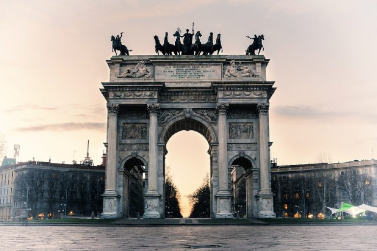 METEO MILANO: tempo stabile in queste ore, in settimana tornerà il maltempo con piogge o temporali METEO MILANO: tempo stabile in queste ore, in settimana tornerà il maltempo con piogge o temporali