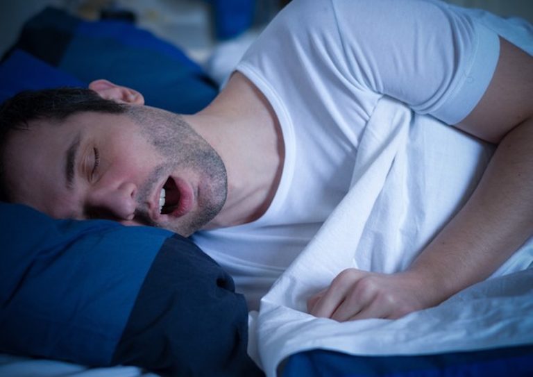 Covid-19, chi soffre d’apnee notturne ha una maggiore probabilità di decesso: i risultati di uno studio