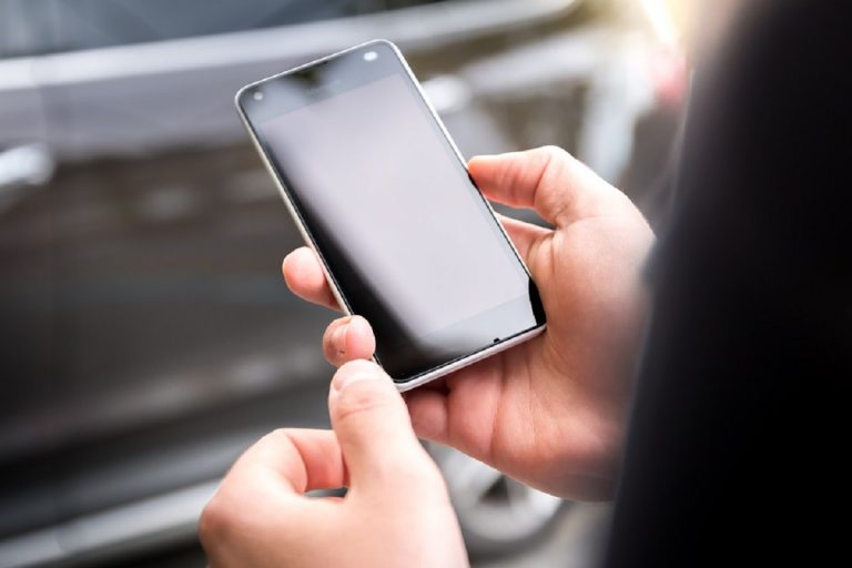 iPhone, iOS 13, individuata la presenza di un bug che consentirebbe l’accesso alla rubrica senza sblocco iPhone, iOS 13, individuata la presenza di un bug che consentirebbe l’accesso alla rubrica senza sblocco