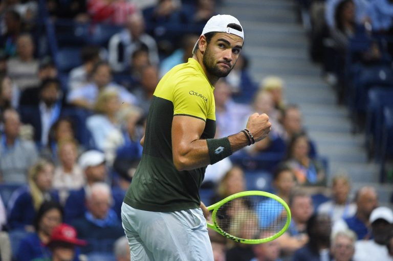 DIRETTA / Tennis, ATP San Pietroburgo 2019: Berrettini schiaccia Carballes, risultato finale. Caruso eliminato. Tabellone e meteo