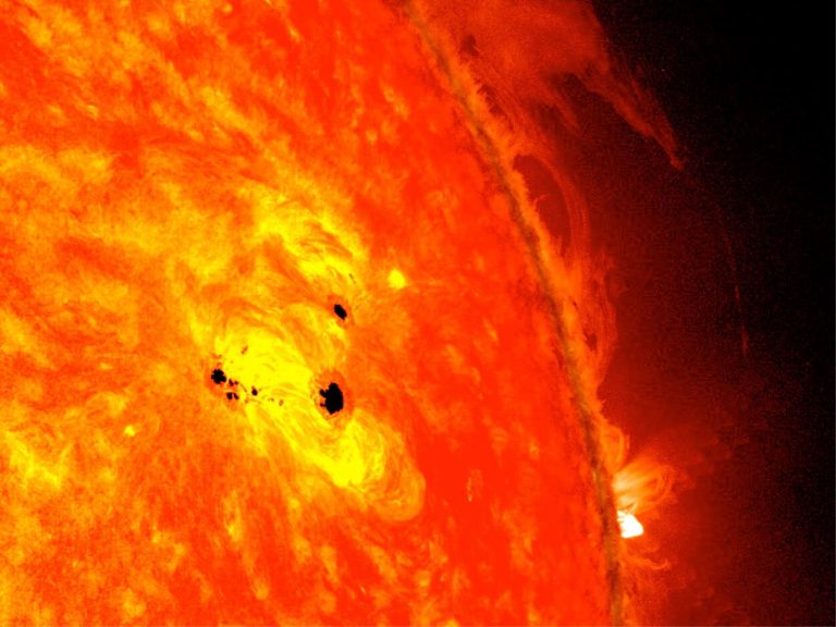 La missione Voyager rivela una pressione imprevista ai margini del sistema solare