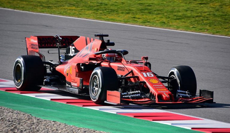 F1 2019, GP Brasile: Leclerc penalizzato? Verstappen e FIA provocano l’indignazione Ferrari F1 2019, GP Brasile: Leclerc penalizzato? Verstappen e FIA provocano l’indignazione Ferrari