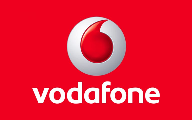 Offerte telefonia mobile, da oggi le nuove promozioni Vodafone Infinito: costi e dettagli