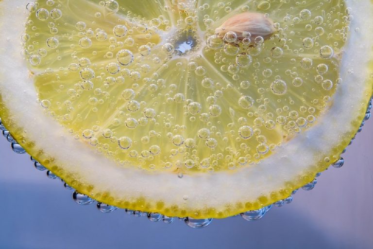 Dieta Detox al Limone, benefici ed effetti collaterali