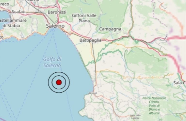 Terremoto oggi in Campania, venerdì 22 novembre 2019: scossa M 3.2 nel golfo di Salerno. Dati Ingv Terremoto oggi in Campania, venerdì 22 novembre 2019: scossa M 3.2 nel golfo di Salerno. Dati Ingv
